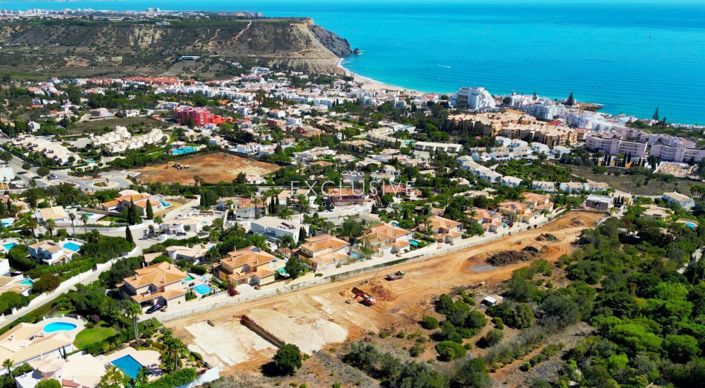 Image No.5-3 Bed Villa for sale