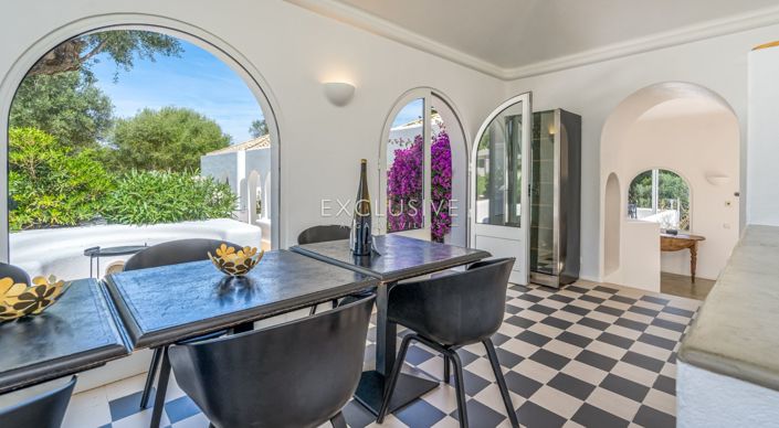 Image No.6-Villa de 6 chambres à vendre à Lagos