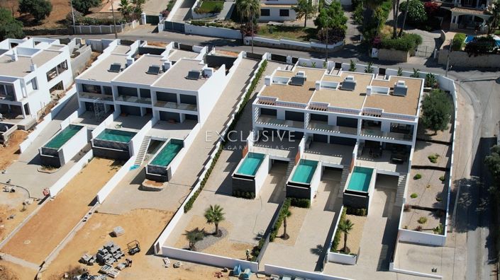 Image No.24-3 Bed Villa for sale