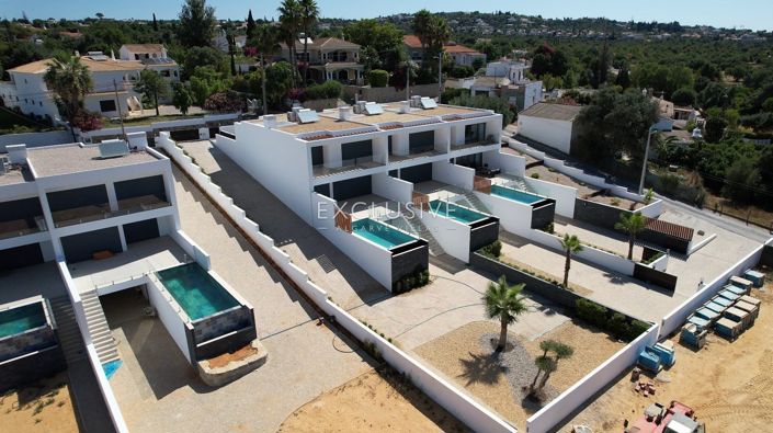 Image No.28-3 Bed Villa for sale