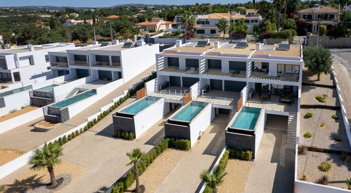 Image No.2-3 Bed Villa for sale