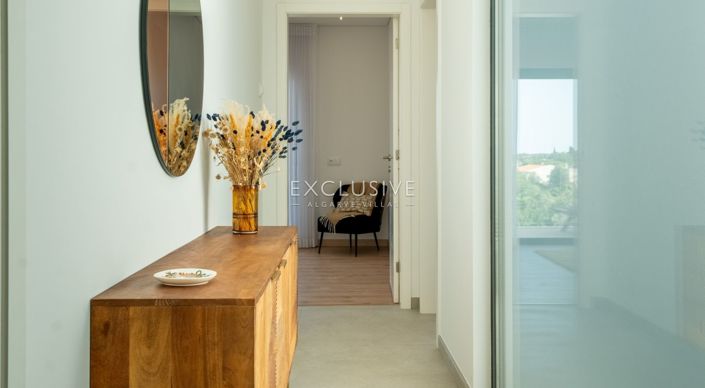 Image No.17-4 Bed Villa for sale