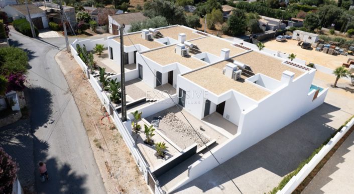 Image No.3-4 Bed Villa for sale