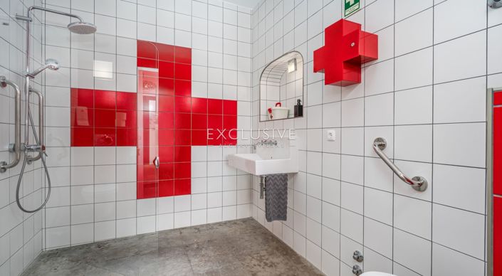 Image No.16-4 Bed Townhouse for sale