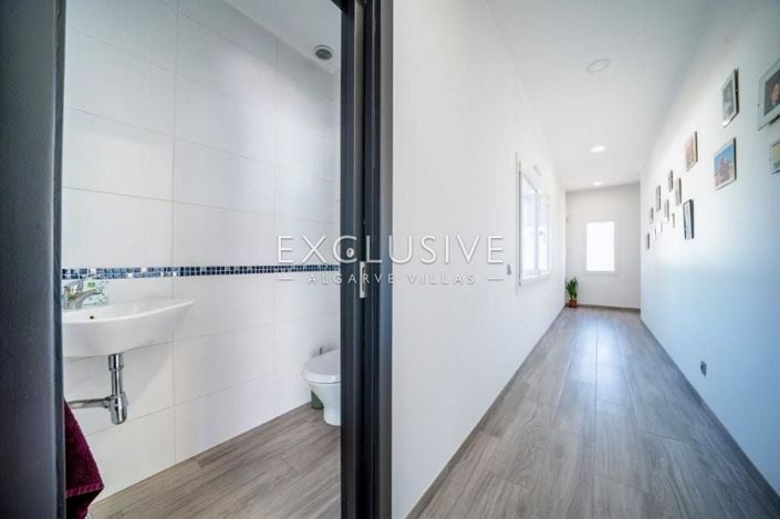 Image No.25-4 Bed Villa for sale