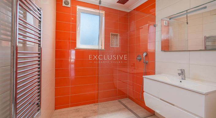 Image No.14-3 Bed Villa for sale