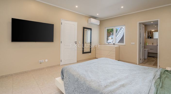 Image No.22-3 Bed Villa for sale