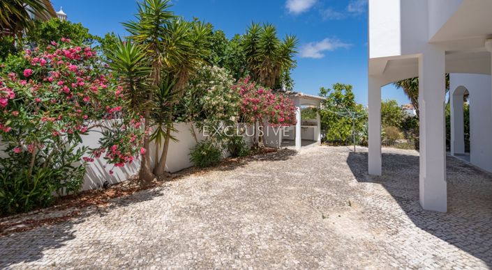 Image No.24-3 Bed Villa for sale