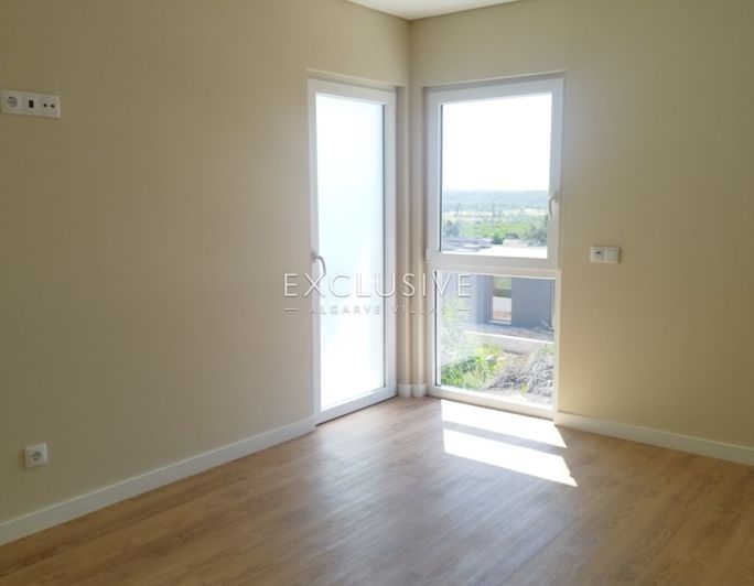 Image No.14-3 Bed Villa for sale