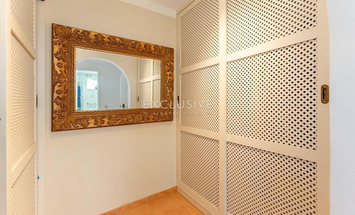 Image No.19-6 Bed Villa for sale