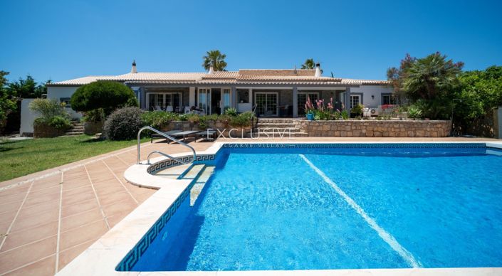 Image No.2-6 Bed Villa for sale