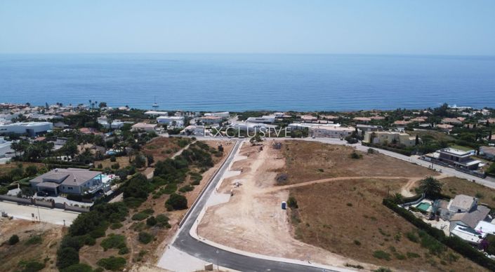 Image No.20-4 Bed Plot for sale