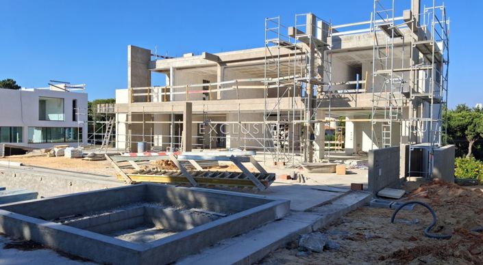 Image No.8-4 Bed Villa for sale