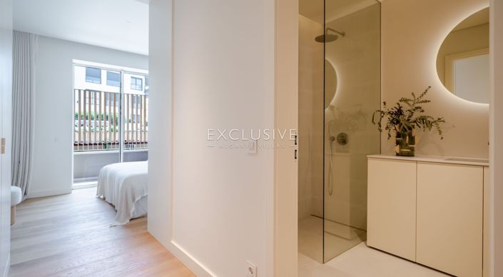 Image No.23-2 Bed Apartment for sale