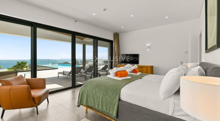 Image No.10-4 Bed Villa for sale