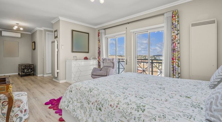 Image No.10-4 Bed Apartment for sale