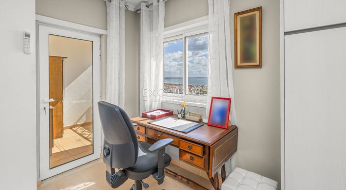 Image No.26-4 Bed Apartment for sale