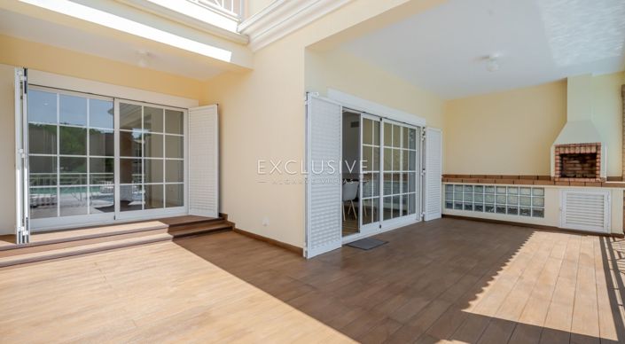 Image No.11-2 Bed Villa for sale