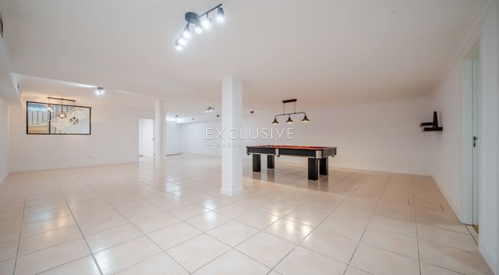 Image No.23-2 Bed Villa for sale