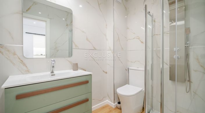 Image No.25-2 Bed Villa for sale