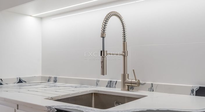 Image No.29-2 Bed Villa for sale