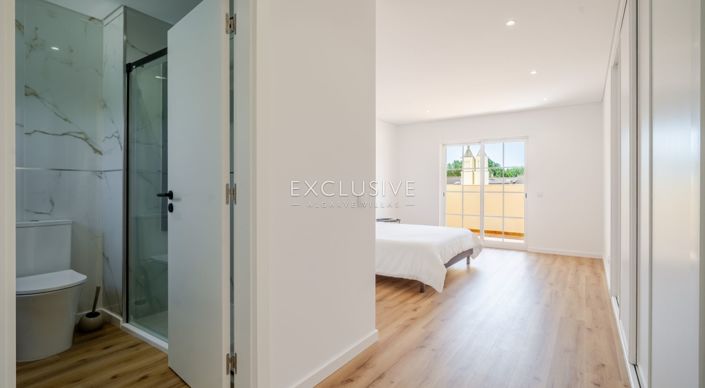 Image No.38-2 Bed Villa for sale