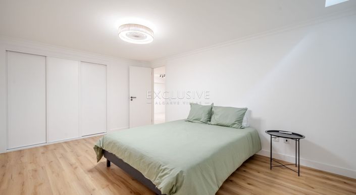 Image No.6-2 Bed Villa for sale