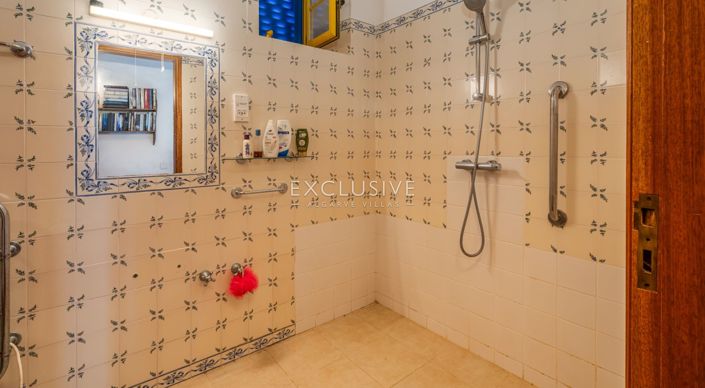 Image No.41-6 Bed Villa for sale