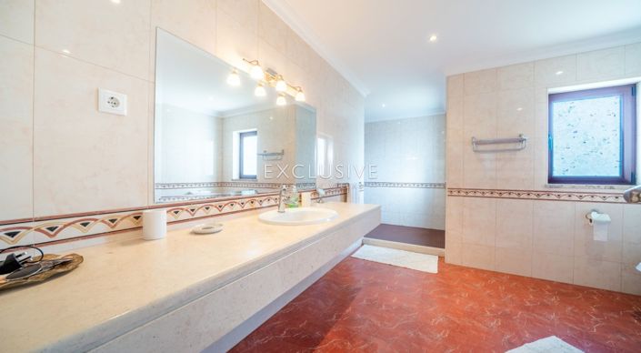 Image No.17-6 Bed Villa for sale