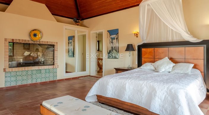 Image No.56-6 Bed Villa for sale