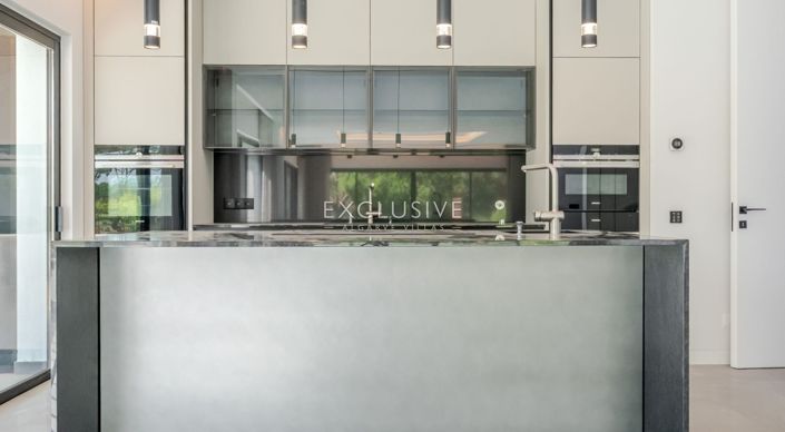 Image No.4-4 Bed Villa for sale