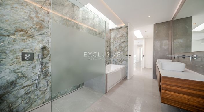 Image No.46-4 Bed Villa for sale