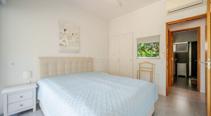 Image No.12-3 Bed Apartment for sale