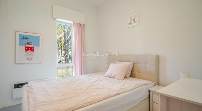 Image No.14-3 Bed Apartment for sale