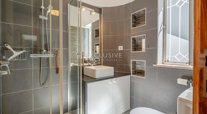 Image No.17-3 Bed Apartment for sale