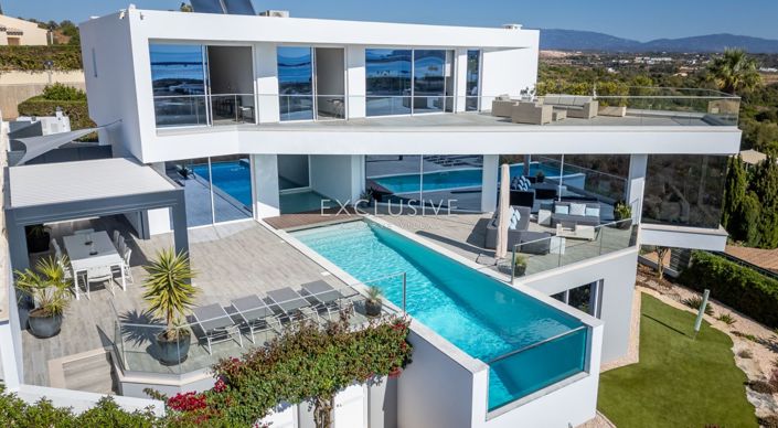 Image No.1-4 Bed Villa for sale