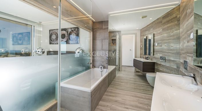 Image No.25-4 Bed Villa for sale