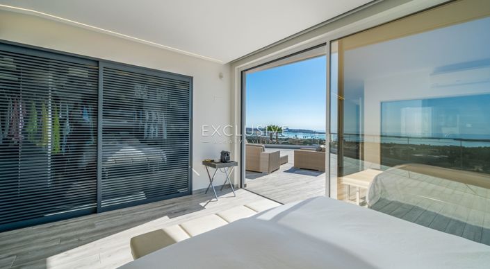 Image No.27-4 Bed Villa for sale