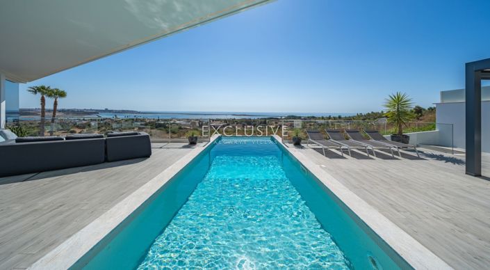 Image No.8-4 Bed Villa for sale