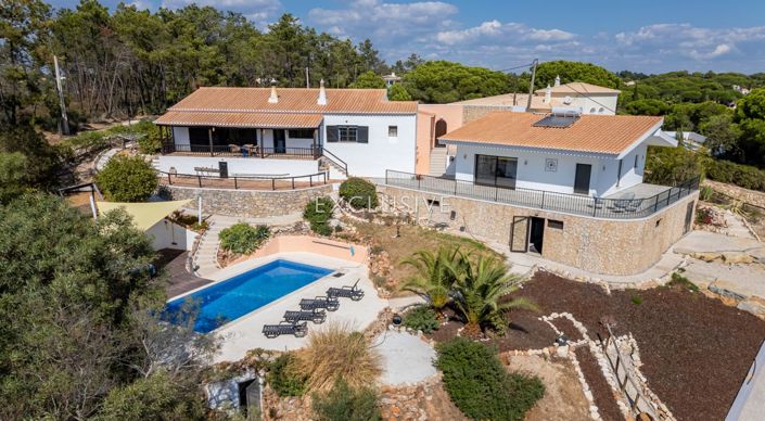 Image No.27-3 Bed Villa for sale