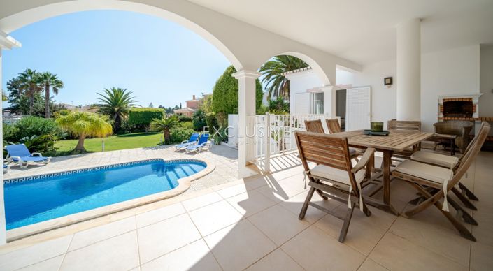 Image No.12-4 Bed Villa for sale