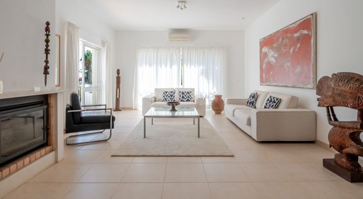 Image No.7-4 Bed Villa for sale