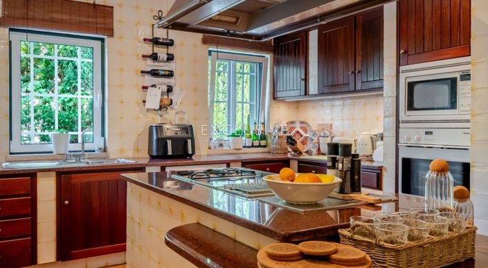 Image No.11-4 Bed Villa for sale