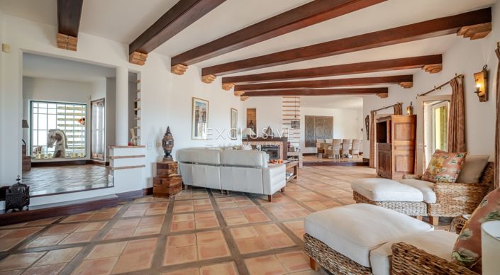 Image No.26-4 Bed Villa for sale