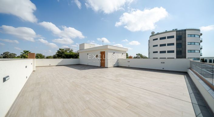 Image No.36-2 Bed Apartment for sale