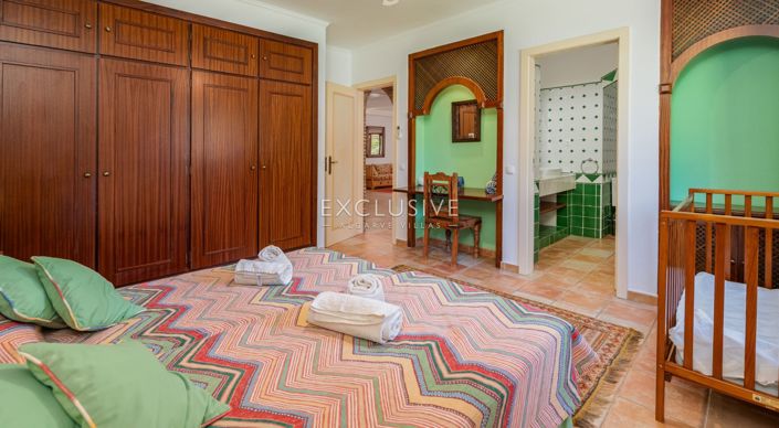 Image No.22-7 Bed Villa for sale