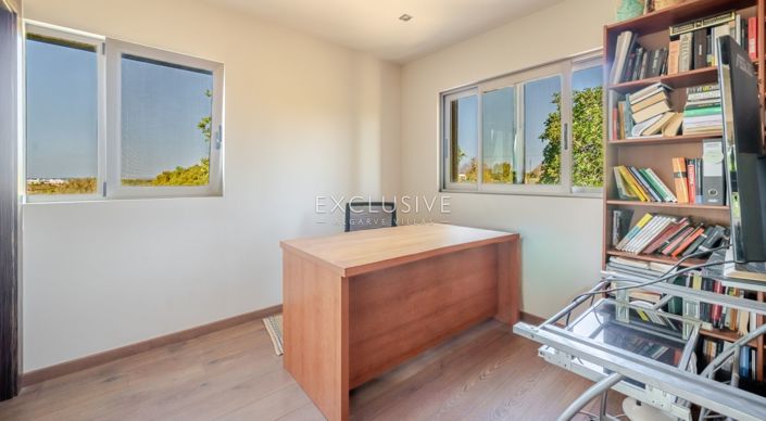 Image No.22-3 Bed Villa for sale