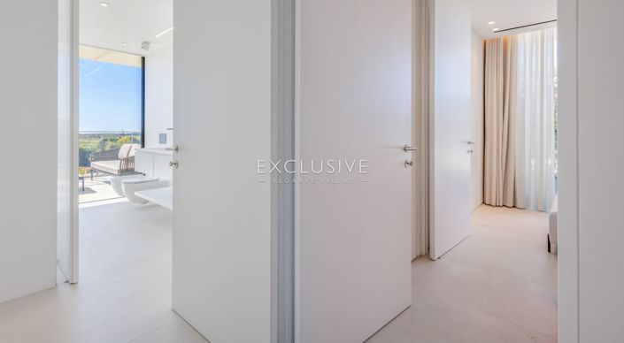 Image No.14-3 Bed Apartment for sale