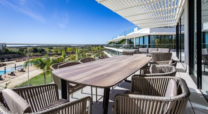 Image No.10-3 Bed Apartment for sale