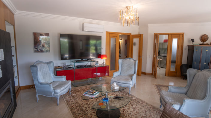 Image No.2-4 Bed Villa for sale